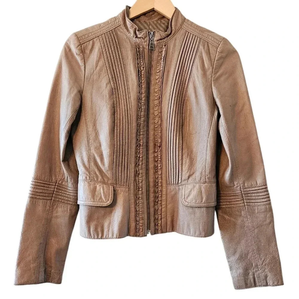 Danier Women's Ruffled Boho Leather Moto Casual Jacket Biker Sand Tan Size XS.